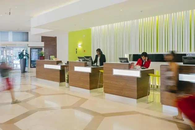Hotel Princesa Plaza Madrid - Lobi