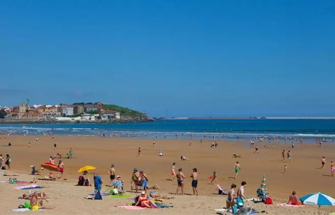 Príncipe de Asturias - Plaj