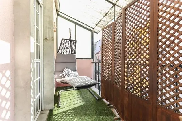 Principe Real Balcony by Homing