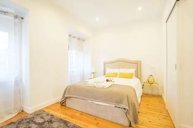 Principe Real Charming and Modern Apartment