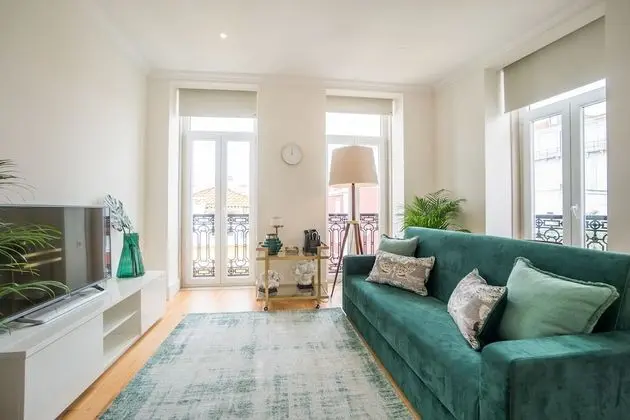 Principe Real Lightful Apartment