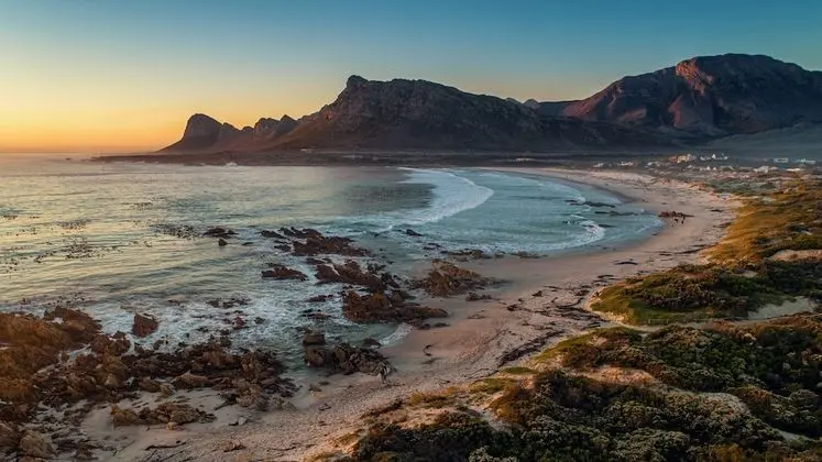 Pringle Bay Beach House by Raw Africa Boutique Collection - Plaj