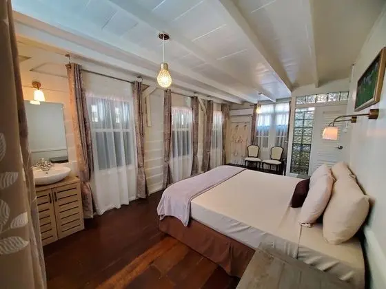 Prins Hendrik Suites - Oda