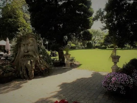 The Priory Hotel and Restaurant - Dış Mekan