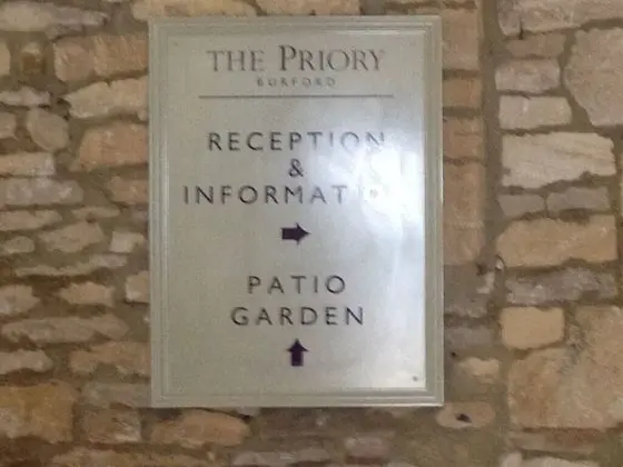 Priory Tearooms Burford With Rooms - Dış Mekan
