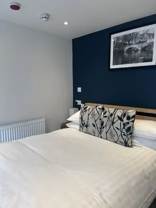 Priory Tearooms Burford With Rooms - Genel