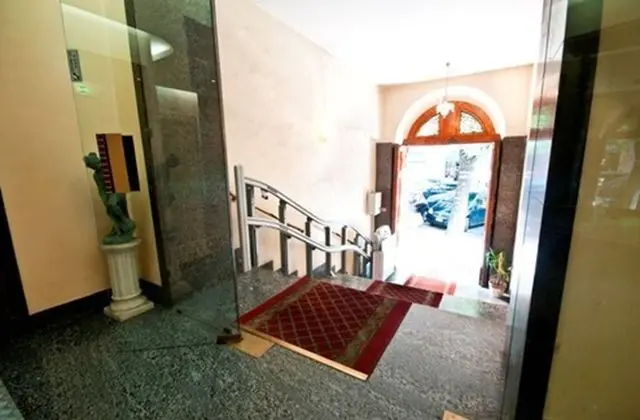 Hotel Priscilla - Lobi