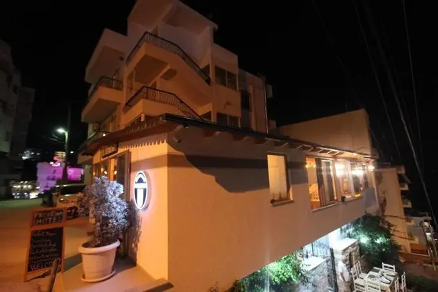 Hotel Prishtina - Dış Mekan