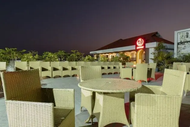 Prism- A Boutique Hotel - Yerinde Yemek
