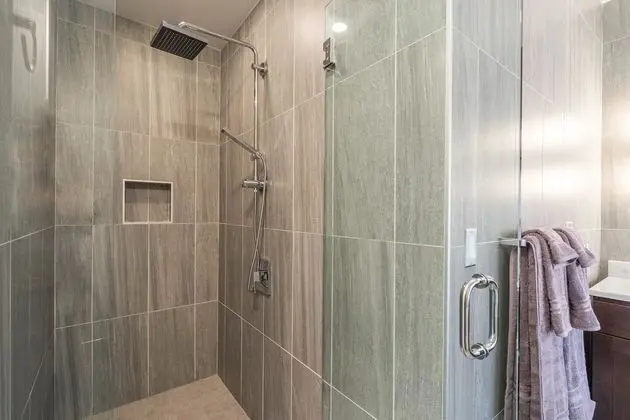 PRISTINE 3 BR Million-Dollar Loft - Banyo Tipleri