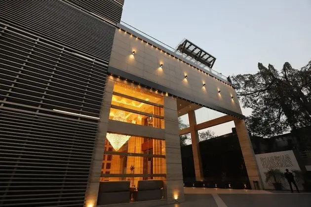 The Pristine Hotel Kanpur