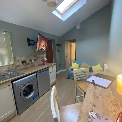 Private Annex, Parking, Wifi, 2mins to J48 A1 M1 - Mutfak