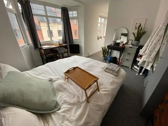 Private Apartment - Free Wifi, Parking, No Deposit - Oda