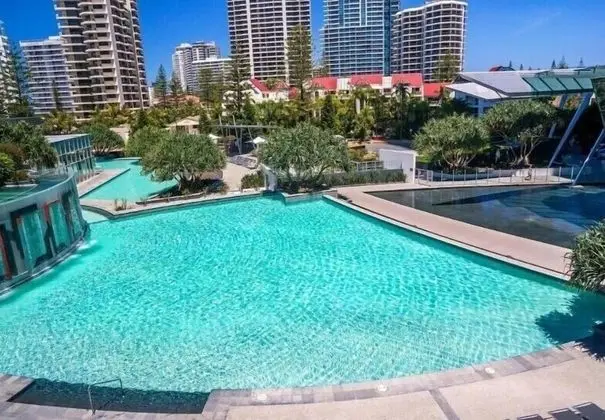 Private Apartments at Q1 - Havuz