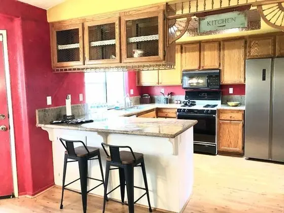 Private bedroom in Country house near wineries - İç Mekan