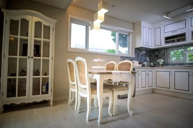 Private Family Homestay - Farm Square - Oda Düzeni