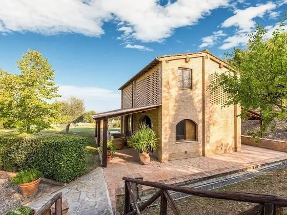 Private Garden and Pool, Near Siena and Crete Senesi - Dış Mekan