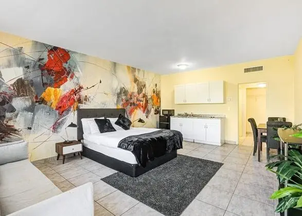 Private Hallandale Beach Studio W/bath, Walking Distance to the Beach, Pool & Free Parking! - Mülk Olanakları