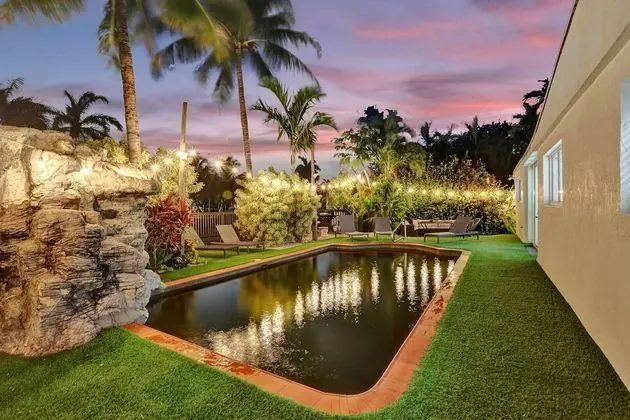 Private Heated Pool 3BR with Water View