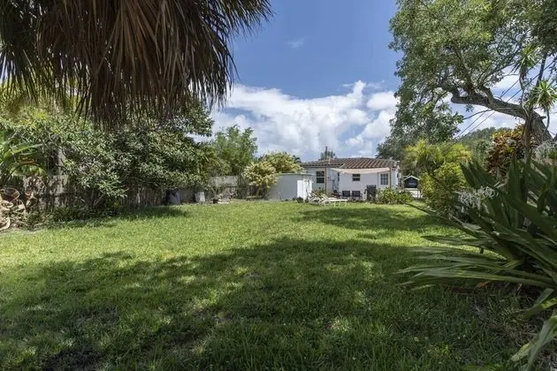 Private House 2 BDR BBQ Garden Parking - Dış Mekan