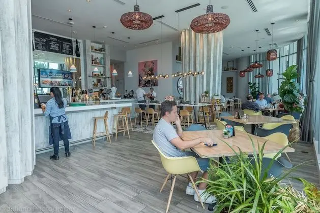 Private Luxury Condos at Costa Hollywood - Yerinde Yemek