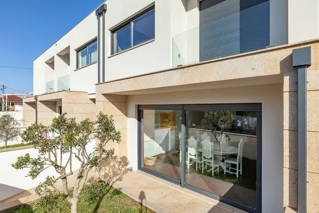 Private Modern Home, Fully Equipped, Near Historic Braga Centre