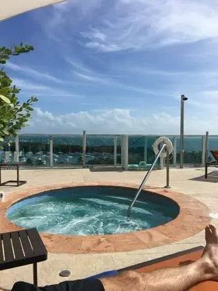 Private Oasis at Arya - Havuz