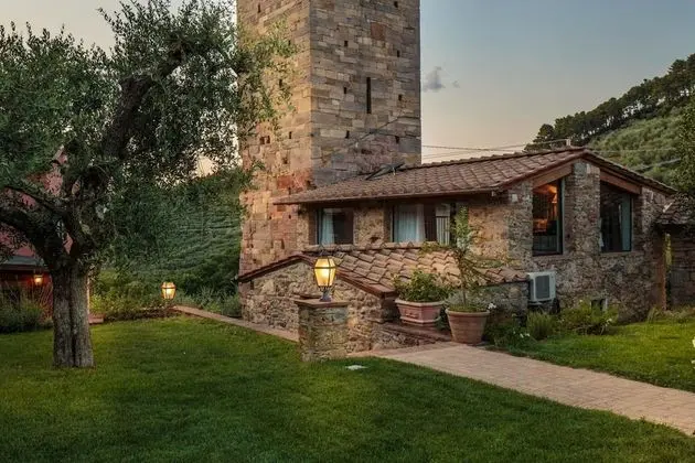 Villa With Private Pool on the Lucca Hills in S Andrea di Compito