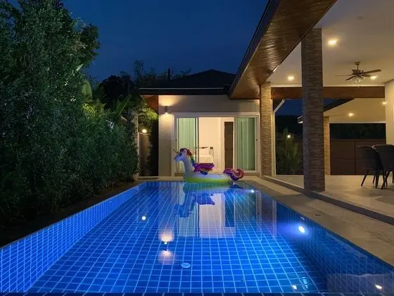 Private Villa with Pool near Laguna - Dış Mekan
