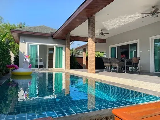 Private Villa with Pool near Laguna - Havuz