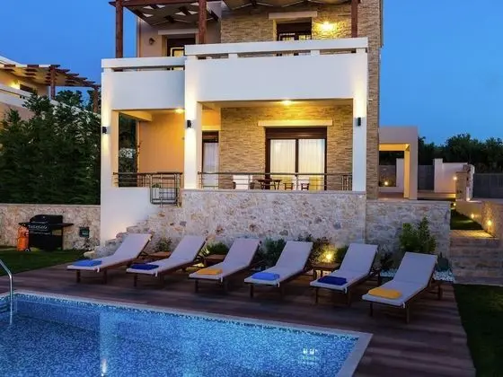 Villa with Private Pool near Sea & Arkadi Monastery on NW Coast - Dış Mekan