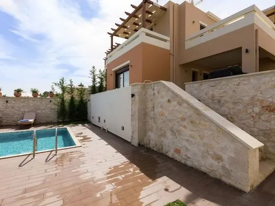 Villa with Private Pool near Sea & Arkadi Monastery on NW Coast - Havuz