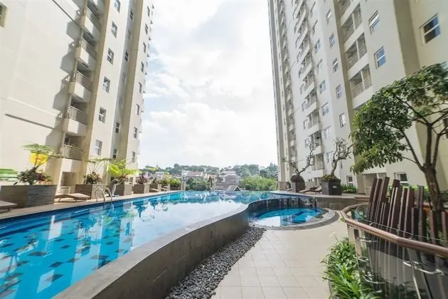 Private & Relaxing 1BR Apartment at Parahyangan Residence near UNPAR
