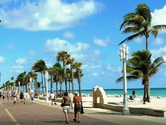 Private Suite, Swimming Pool, Bike Rentals, Restaurant & Supermarket! - Plaj