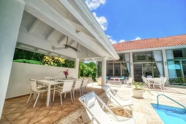 Private Two-Storey Villa with Pool - Havuz