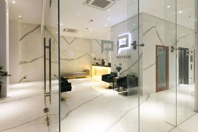 Privato Makati - Lobi