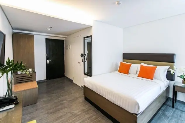 Privato Makati - Öne Çıkan Resim