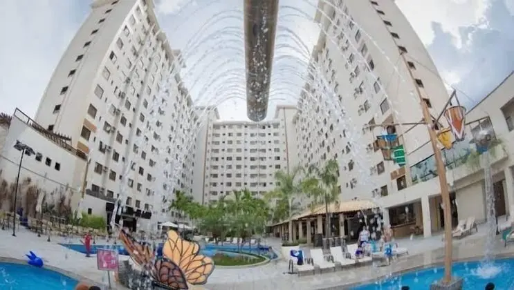 Privé Boulevard - via EUEMCALDAS - Dış Mekan