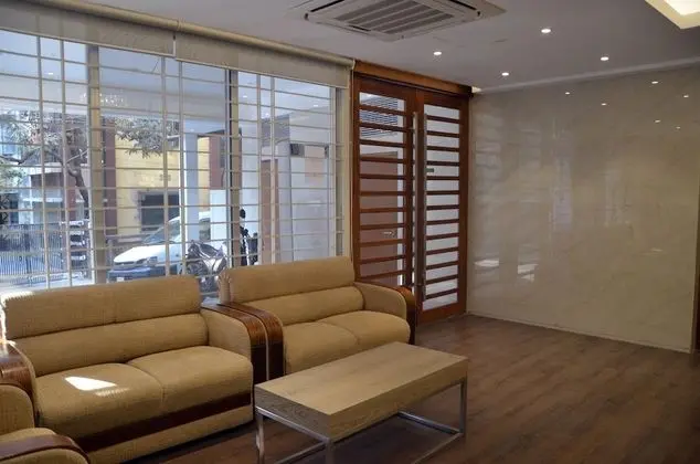 Priyo Nibash Stylish Residential Hotel - Lobi