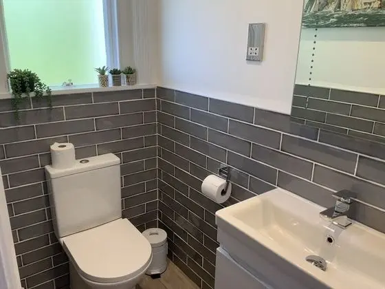 Promenade Apartment at Beach House - Banyo Tipleri