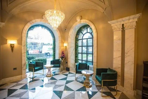 Promenade Hotel Baku - Lobi
