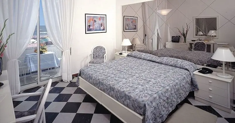 Hotel Promenade Riccione - Oda