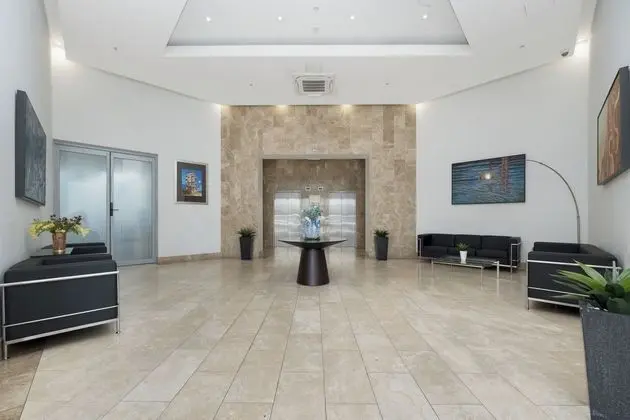 Property Vine - Dalgety Apartments - Lobi