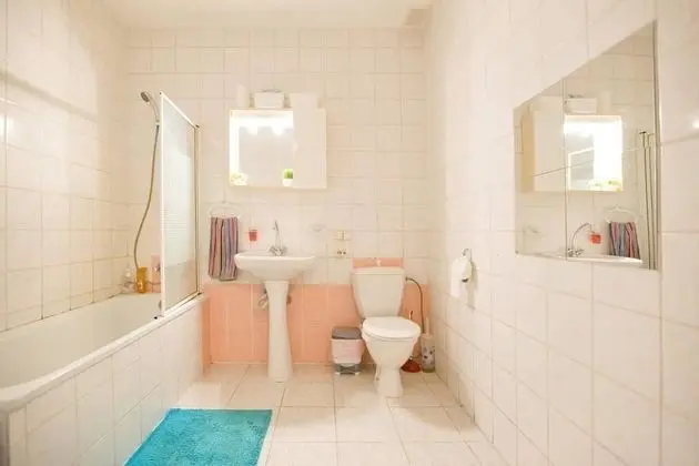Prosto Hostel - Banyo Tipleri