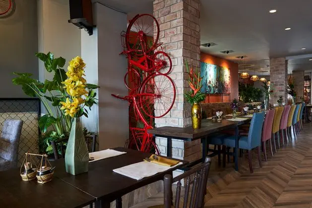 Prostyle Hotel (Former Hotel De Charme Saigon) - Yeme / İçme