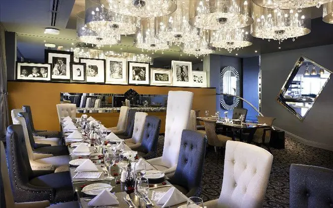 Protea Hotel Fire & Ice Johannesburg Melrose Arch - Yeme / İçme