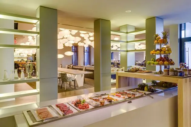 Protea Hotel Fire & Ice! Pretoria Menlyn - Yeme / İçme