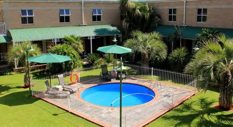 Protea Hotel Klerksdorp - Havuz