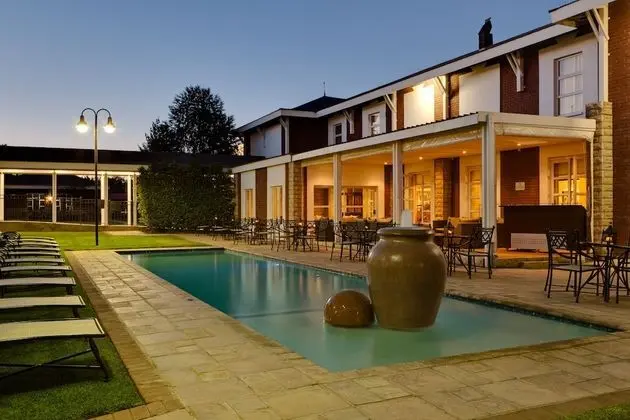 Protea Hotel by Marriott Bloemfontein - Havuz