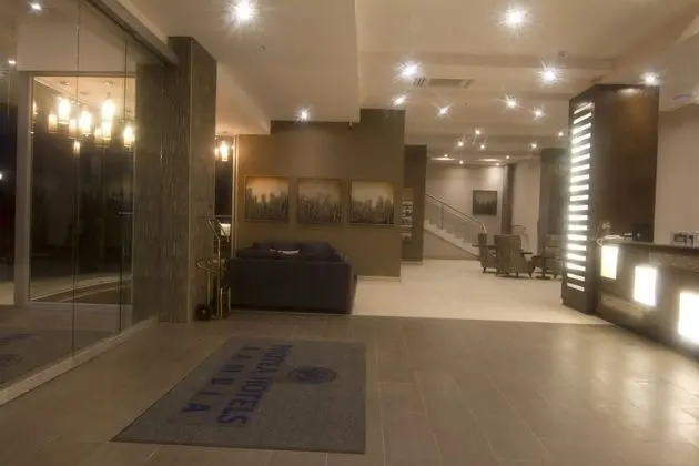 Protea Hotel by Marriott Lusaka Tower - Lobi